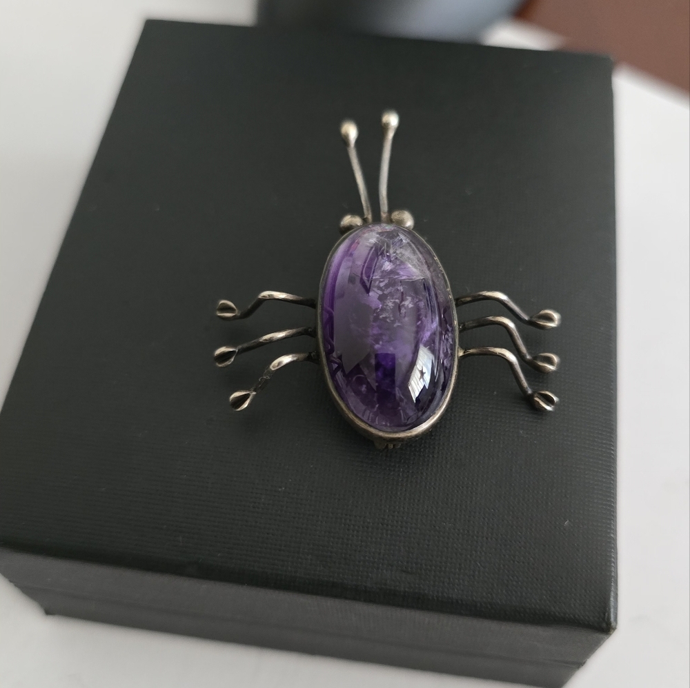 Elegant Steeling Silver Vintage Purple Insect Brooch